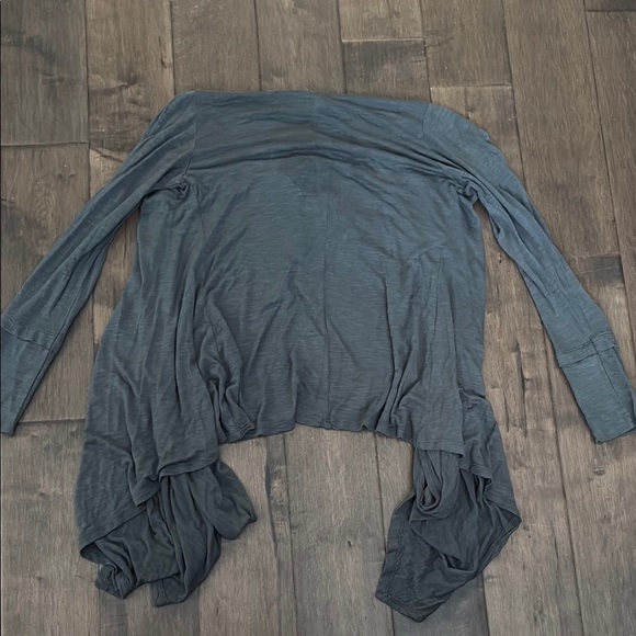 Wet Seal Women's High Low Long Back Cascading Draped cardigan Modern, size small - Picture 5 of 5